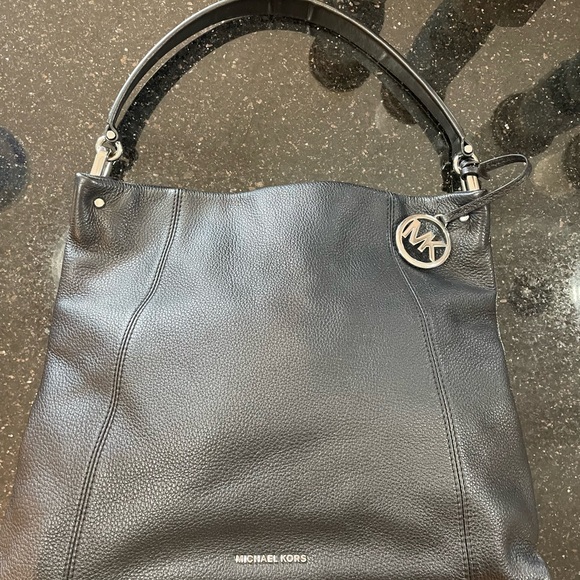 Michael Kors black soft leather hobo handbag - Picture 9 of 15